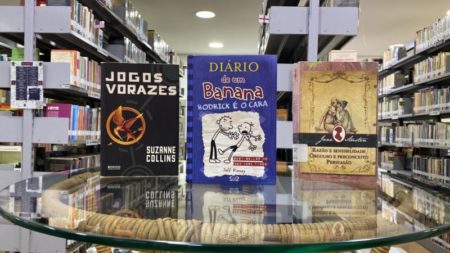 Livro infantojuvenil “Diário de um banana – Rodrick é o cara” domina preferência dos leitores da Biblioteca Municipal