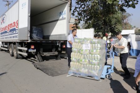 Fundo Social de Hortolândia recebe doação de seis toneladas de alimentos do Savegnago
