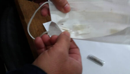 Drogas são encontradas em máscara de visitante do CDP de Hortolândia 
