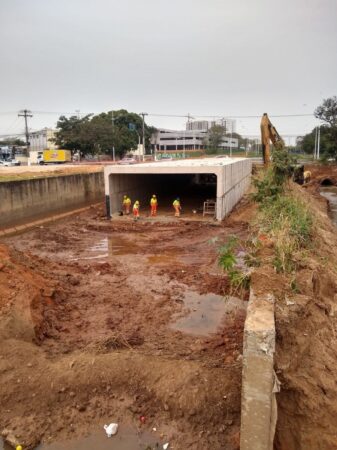 Concluída colocação de aduelas no Ribeirão Jacuba, na Região Central