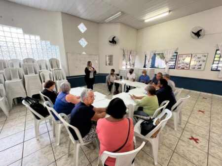Melhor Idade de Hortolândia aprenderá a usar recursos do celular para o cotidiano