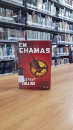Livro Em chamas fica na 1ª posição do ranking da Biblioteca Municipal de Hortolândia