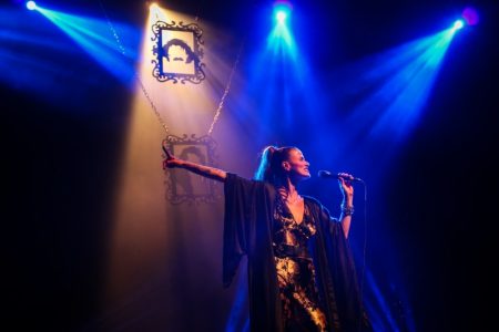Hortolândia recebe Circuito Sesc de Artes com show da cantora Ana Cañas, nesta sexta-feira (12/08)