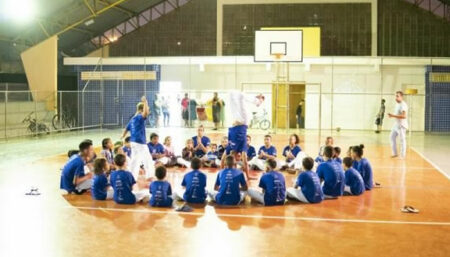 Projeto Oficinas Culturais em Hortolândia realiza batismo de capoeira e troca de cordões no dia 24