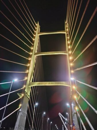 Campanha “Setembro Amarelo” ilumina Ponte da Esperança