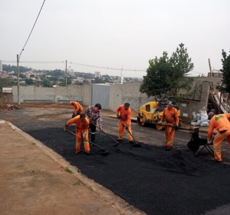 Operação Tapa-Buraco contempla ruas residenciais de quatro bairros de Hortolândia