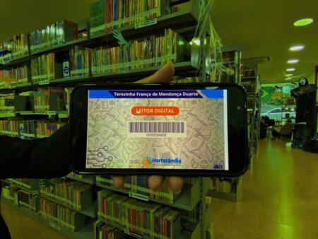 Biblioteca Municipal de Hortolândia atinge marca de 900 carteirinhas digitais em um ano de implantação do serviço