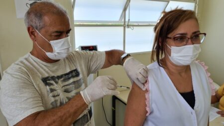 Mais de 75.000 pessoas já estão vacinadas contra gripe em Hortolândia