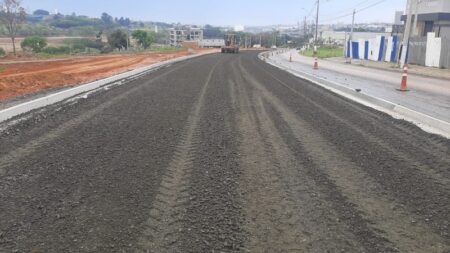 Prolongamento da Estrada Sabina Batista ganhará calçada e ciclovia