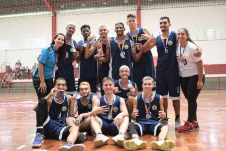 Meninos do basquete de Hortolândia terminam com o vice-campeonato da Liga Metropolitana