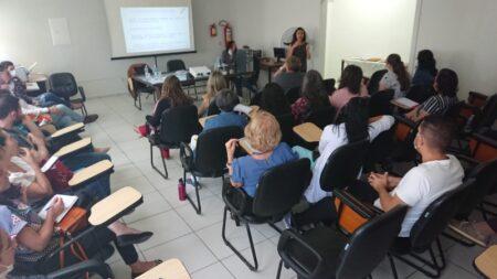 Equipes de saúde do município recebem capacitação sobre planejamento familiar