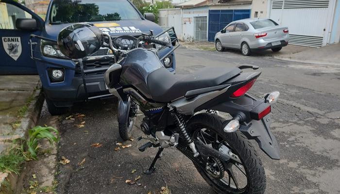 motocicleta roubada