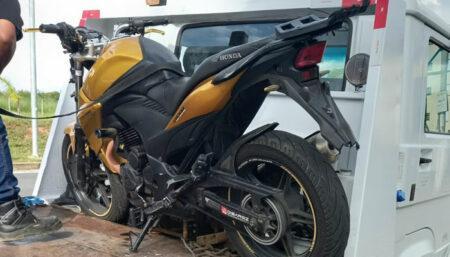 GM apreende motocicleta usada em manobras perigosas