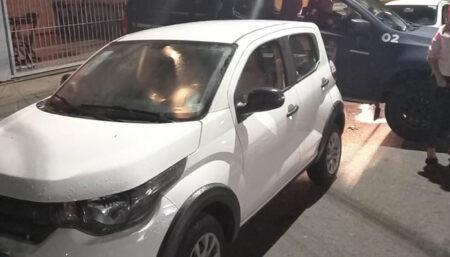 Ladrão não consegue levar o carro, e GM o recupera