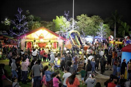 Natal na Praça A Poderosa encerra nesta sexta-feira (23/12)