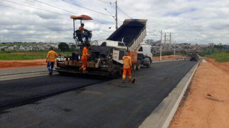 Trecho duplicado da Estrada Sabina Baptista e ponte são asfaltados
