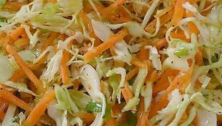 Salada fria de repolho para a Virada