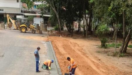 Prefeitura trabalha para liberar via em manutenção no Jardim Amanda