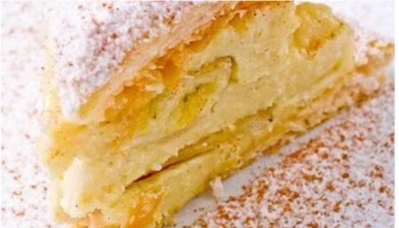 Mini torta folhada de banana