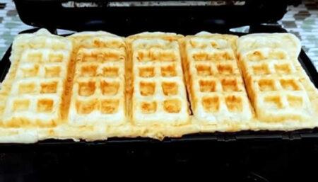 Waffle de pão de queijo