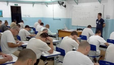 <strong>Aumenta em 25% número de reeducandos de SP que fizeram Encceja no último ano</strong> 