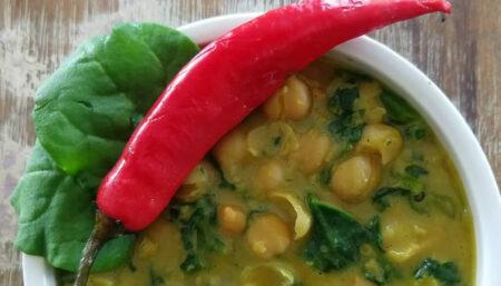 Curry com espinafre