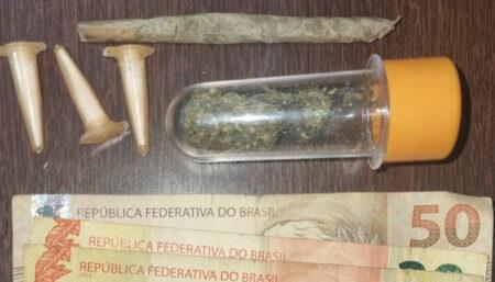 Escondeu a droga na boca e foi preso