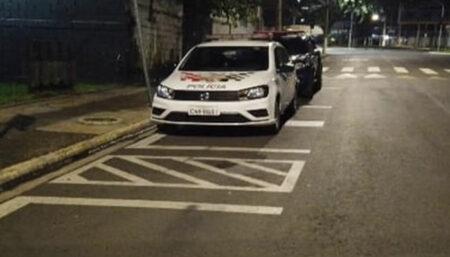 Homem embriagado ameaça mulher de morte