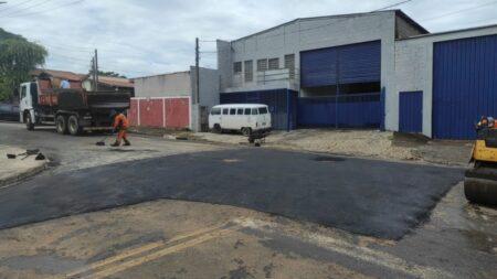 Jardim Rosolem é mais um bairro a receber mutirão da Operação Tapa-Buraco da Prefeitura de Hortolândia