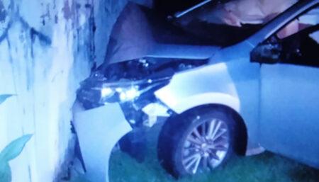 Polícia militar recupera carro roubado e mulher vai presa com dois homens