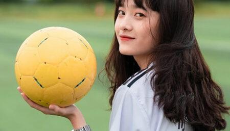 Aula de futebol gratuita para meninas em Hortolândia