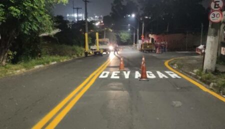 Reforço de sinalização no Pq. Odimar traz mais segurança para motoristas e pedestres