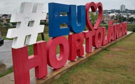 Conserto de letreiro em Hortolândia! População pode ajudar a denunciar vândalos