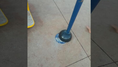 Internauta denuncia brinquedo quebrado; Governo se compromete a arrumar