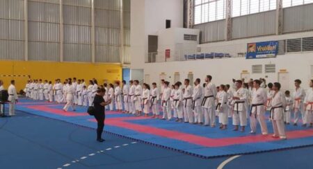 Karatecas de Hortolândia conquistam 9 medalhas em campeonato disputado em Ribeirão Preto