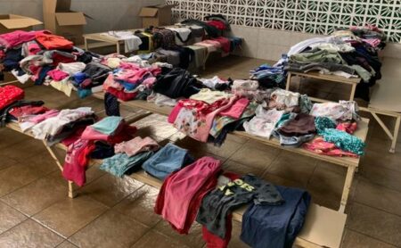62 cobertores e 1.400 peças de roupas foram distribuídos para famílias em vulnerabilidade social em Hortolândia