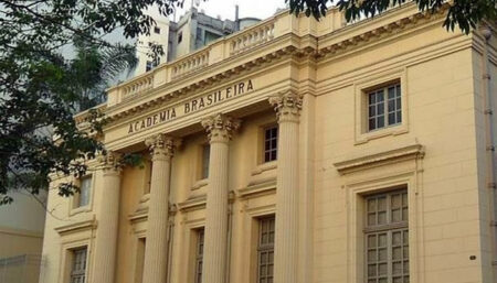 Como entrar na Academia Brasileira de Letras? Não apenas para tirar fotos!