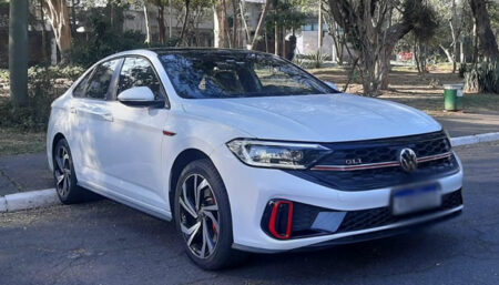 Volkswagen Jetta GLI é o modelo para quem busca exclusividade