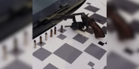Dois homens são presos em Hortolândia por porte ilegal de armas após perseguição e colisão de veículos