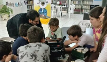 Oficina gratuita Filme sem Câmera, em Hortolândia, é voltada para o público infantil e mostra como fazer filmes em Super 8
