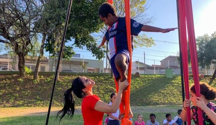 Colônia de Férias Circenses