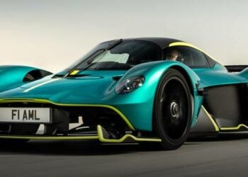 aston martin valkyrie