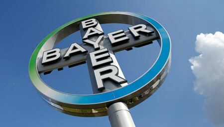 Bayer abre 110 oportunidades de estágio no Brasil com bolsa-auxílio de até R＄ 2.400,00 