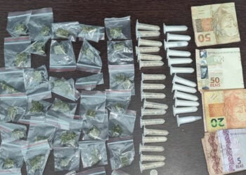 Casal é flagrado traficando no Jardim Amanda