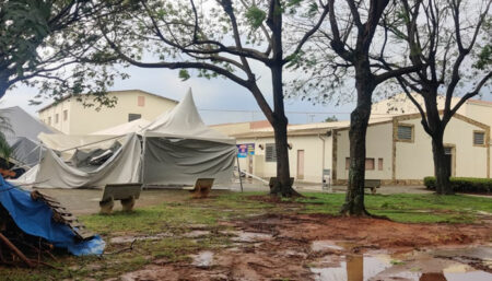 Destruição no Rosolem: temporal causa diversos danos em menos de 20 minutos