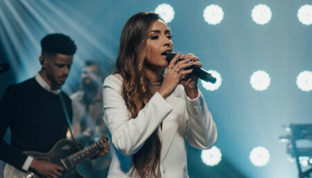 Gospel: após collab com Aline Barros, Mari Borges apresenta faixa inédita