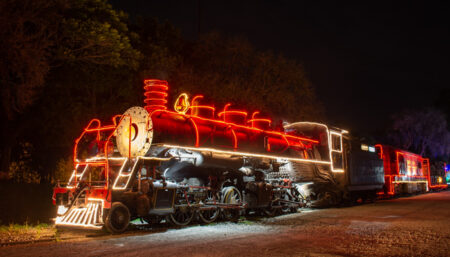 Trem iluminado de Natal já tem data para passar por Hortolândia