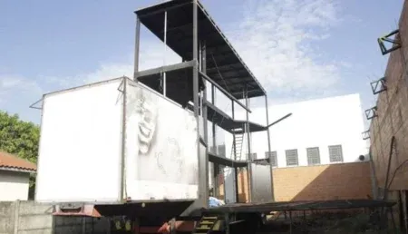 Diversos bairros de Campinas receberão a Carreta Encantada com espetáculo de Natal gratuito