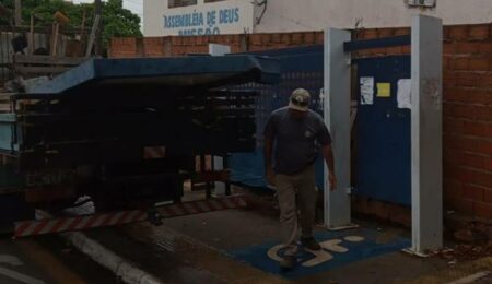 Remoção de abrigo de ônibus para manutenção é mais um caso de vandalismo em Hortolândia