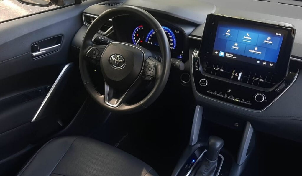 Toyota Corolla Cross é sinônimo de qualidade e conforto - CenárioMT